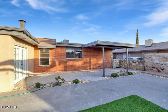 3709 ROSLYN Drive, Horizon City, TX 79928