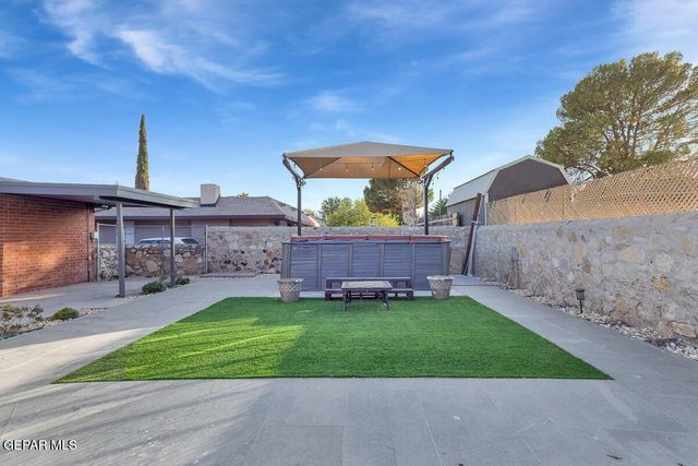 3709 ROSLYN Drive, Horizon City, TX 79928