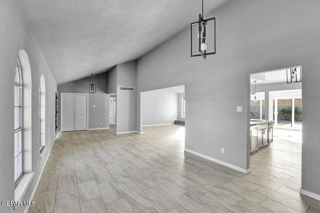 3709 ROSLYN Drive, Horizon City, TX 79928