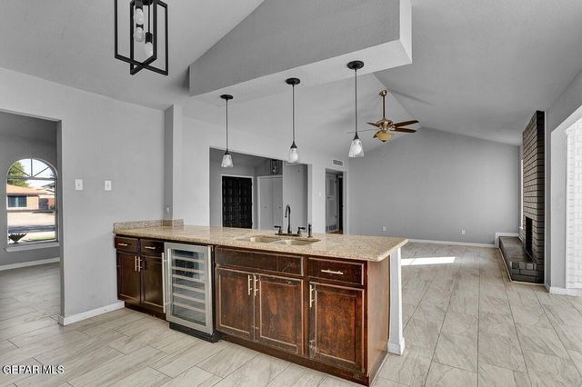 3709 ROSLYN Drive, Horizon City, TX 79928