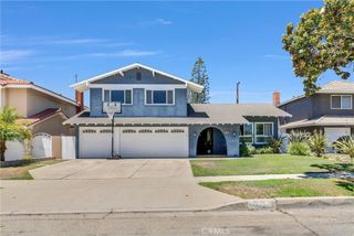 745 E Barkley Avenue, Orange, CA 92867