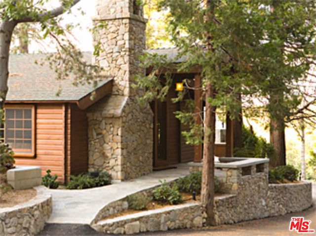 365 Mittry Lane, Lake Arrowhead, CA 92352