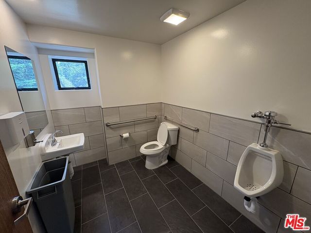 365 Mittry Lane, Lake Arrowhead, CA 92352