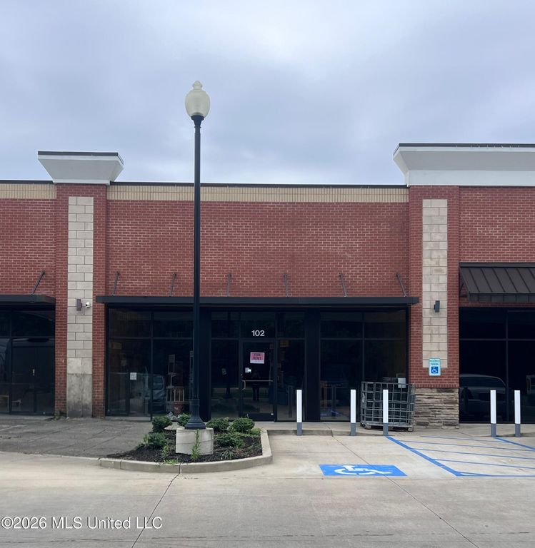 2033 Stateline Road, Southaven, MS 38671 — photo 2