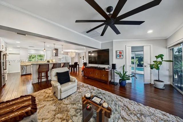 2125 NE 17th Terrace, Wilton Manors, FL 33305