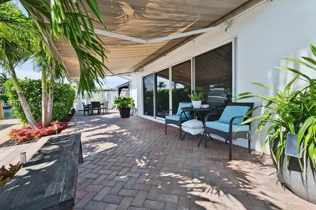 2125 NE 17th Terrace, Wilton Manors, FL 33305