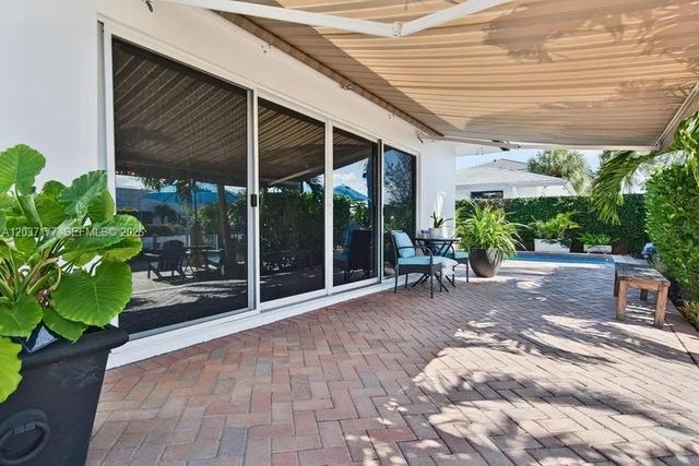 2125 NE 17th Terrace, Wilton Manors, FL 33305