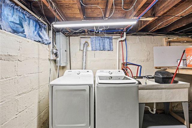 80 Everett Street, Greece, NY 14615