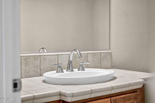 1753 Bella Casa Drive, Minden, NV 89423