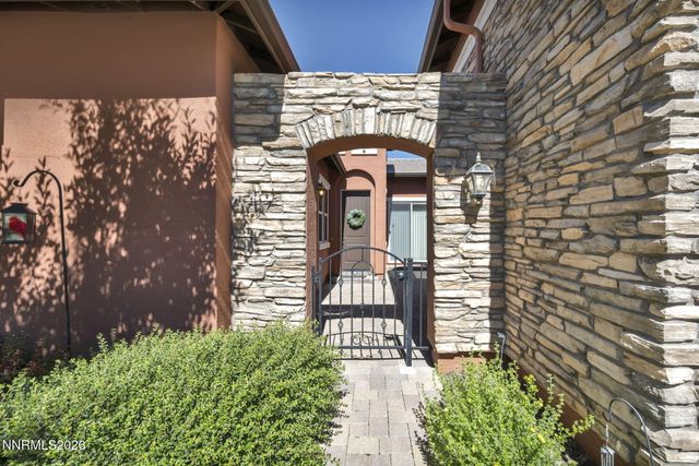 1753 Bella Casa Drive, Minden, NV 89423