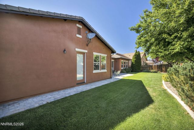 1753 Bella Casa Drive, Minden, NV 89423