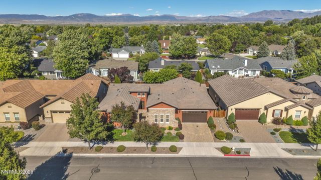 1753 Bella Casa Drive, Minden, NV 89423