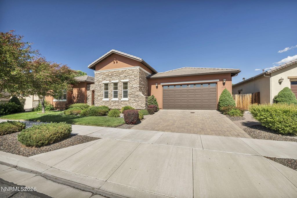 1753 Bella Casa Drive, Minden, NV 89423