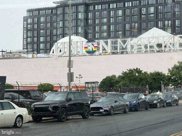 1121 8TH ST NE, Washington, DC 20002