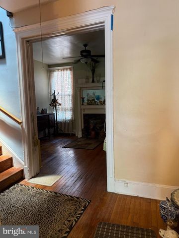 1121 8TH ST NE, Washington, DC 20002