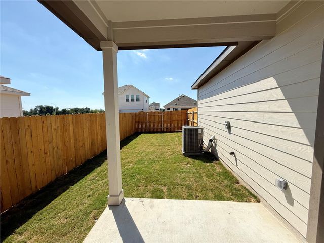 13508 Barn Chime PKWY, Elgin, TX 78621