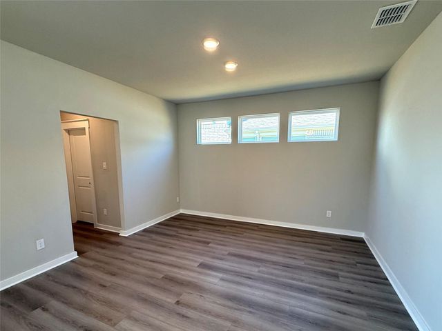 13508 Barn Chime PKWY, Elgin, TX 78621