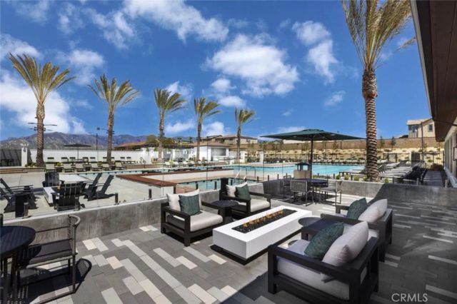 4927 Bracken Lane, Fontana, CA 92336