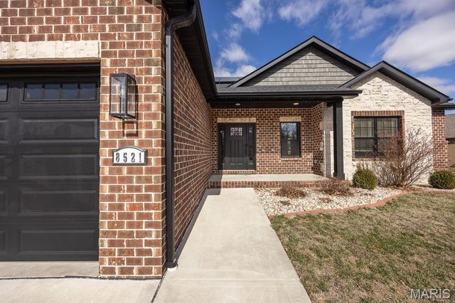 8521 Terracotta Place, O'fallon, IL 62269