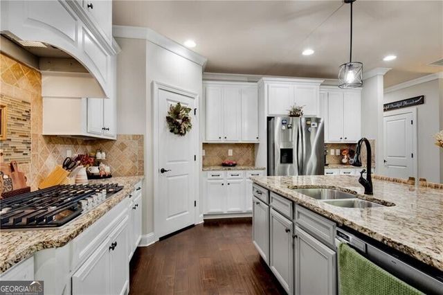 5128 Stefan Ridge Way, Buford, GA 30519