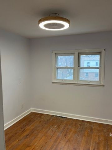 151 W Glen Lane, Riverdale, IL 60827