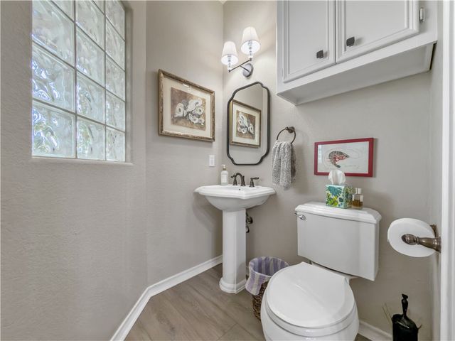 1821 Amos Ct, Corpus Christi, TX 78418