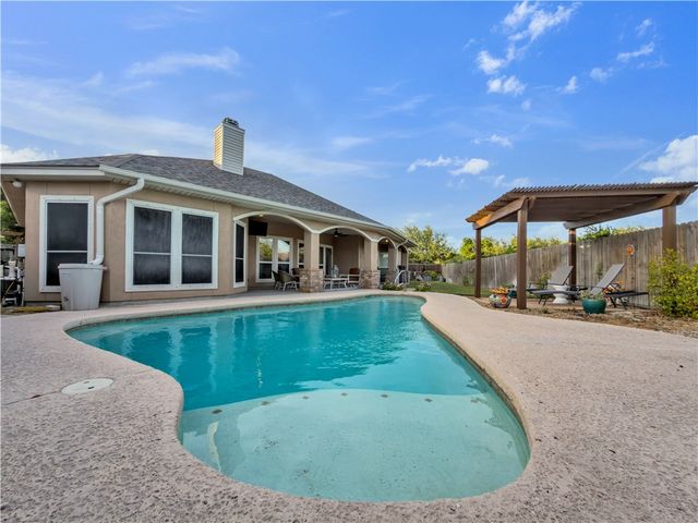 1821 Amos Ct, Corpus Christi, TX 78418