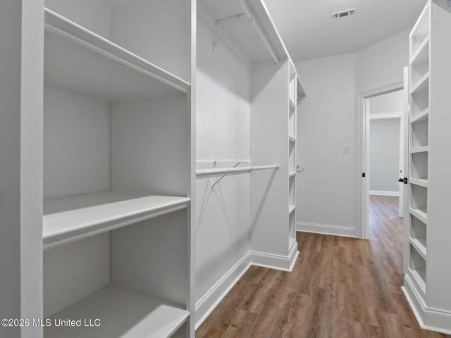 6820 Enclave Lane, Ocean Springs, MS 39564