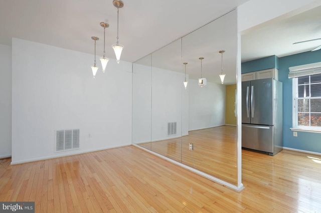 14 CHERRY BEND CT, Germantown, MD 20874