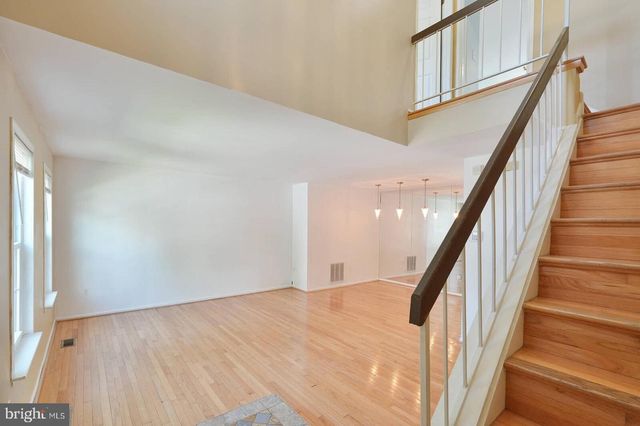 14 CHERRY BEND CT, Germantown, MD 20874