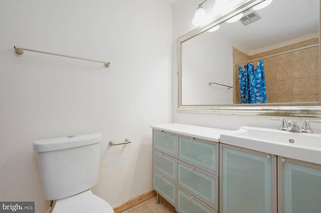 14 CHERRY BEND CT, Germantown, MD 20874
