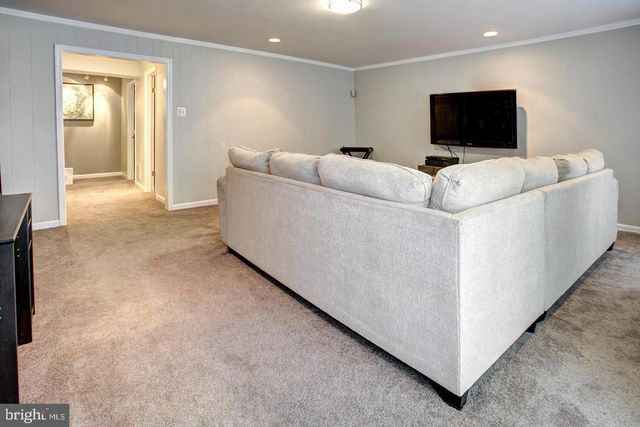 14 CHERRY BEND CT, Germantown, MD 20874