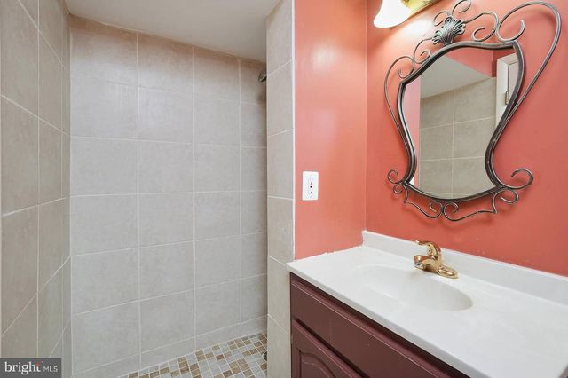 14 CHERRY BEND CT, Germantown, MD 20874