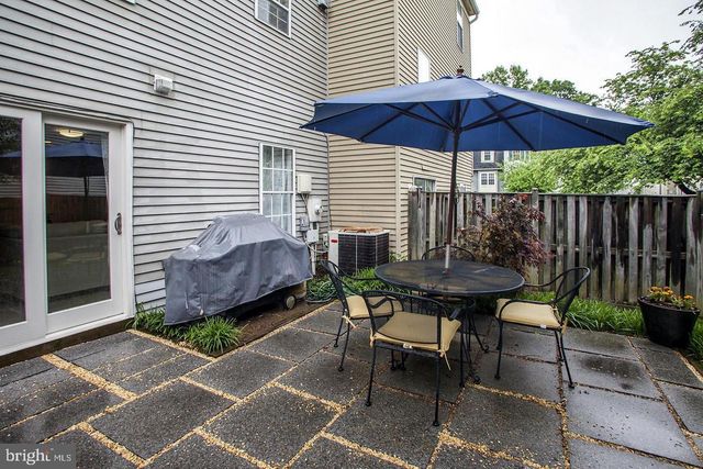 14 CHERRY BEND CT, Germantown, MD 20874