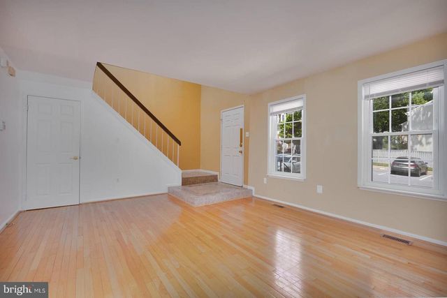 14 CHERRY BEND CT, Germantown, MD 20874