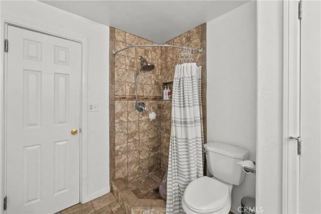 1010 E Santa Anita, Burbank, CA 91501