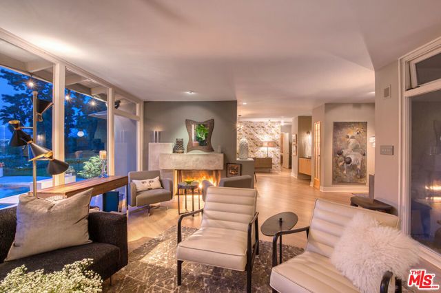 3827 RHODES Avenue, Studio City (los Angeles), CA 91604