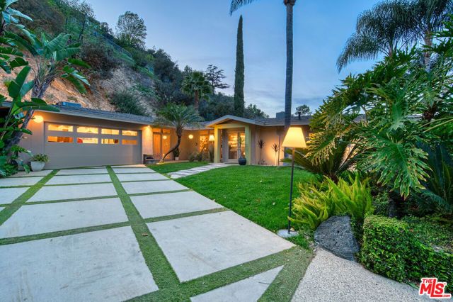 3827 RHODES Avenue, Studio City (los Angeles), CA 91604