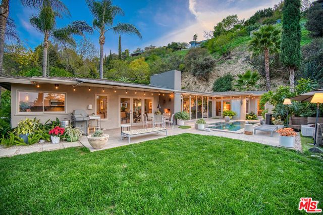 3827 RHODES Avenue, Studio City (los Angeles), CA 91604