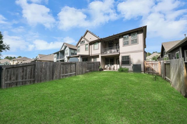 243 S Spotted Fern Drive, Montgomery, TX 77316