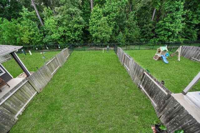 243 S Spotted Fern Drive, Montgomery, TX 77316