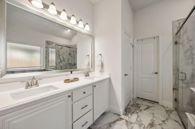 3911 Holly Springs Lane, Kaufman, TX 75142