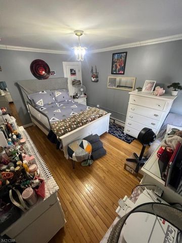 438 W 2Nd St, Plainfield City, NJ 07060