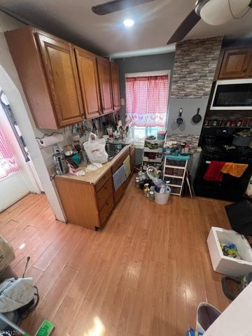 438 W 2Nd St, Plainfield City, NJ 07060