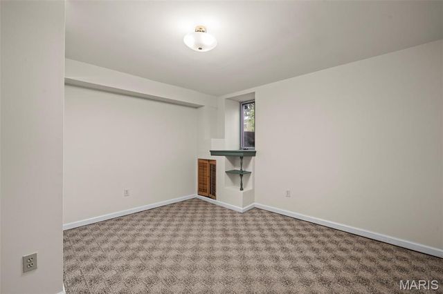 1200 Mackay Place, St Louis, MO 63104