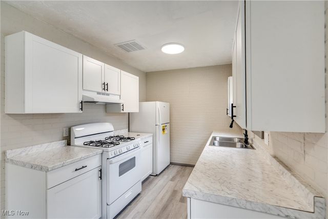 2953 Clearfield Avenue, Akron, OH 44314