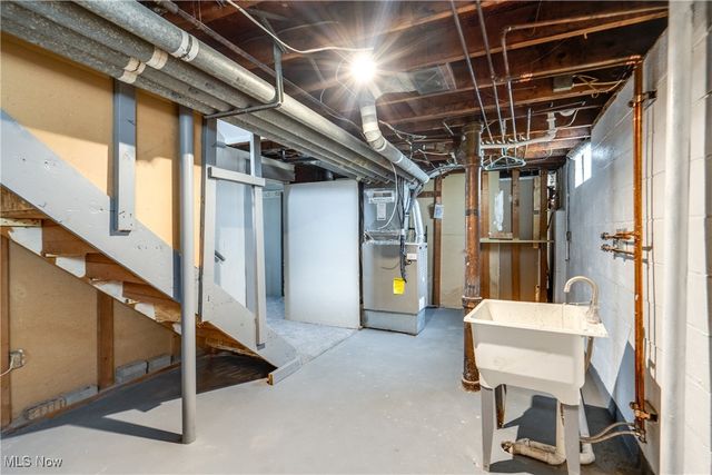 2953 Clearfield Avenue, Akron, OH 44314