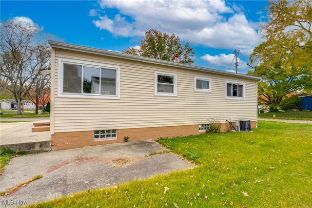 2953 Clearfield Avenue, Akron, OH 44314