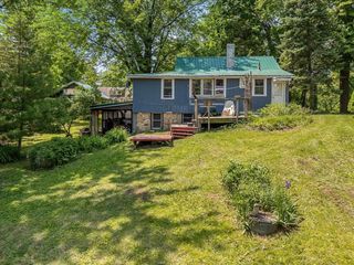 S9180A Dam Heights Road, Prairie Du Sac, WI 53578