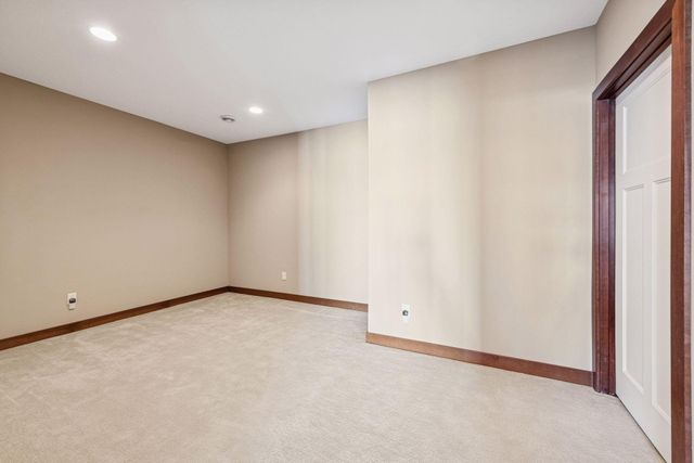 3776 Talero Curve, Chaska, MN 55318